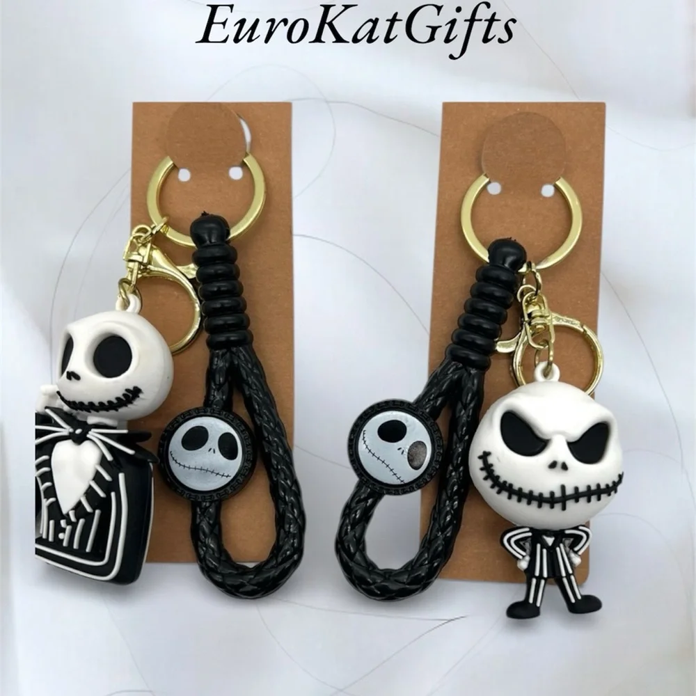 NEW Black and White Character Jack suit Keychain (1) New With Tags NWT